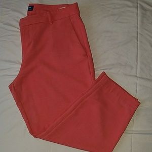 *OLD NAVY* Salmon color Capri Pants size 14